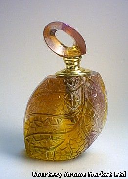 Perfume bottle_ glass art